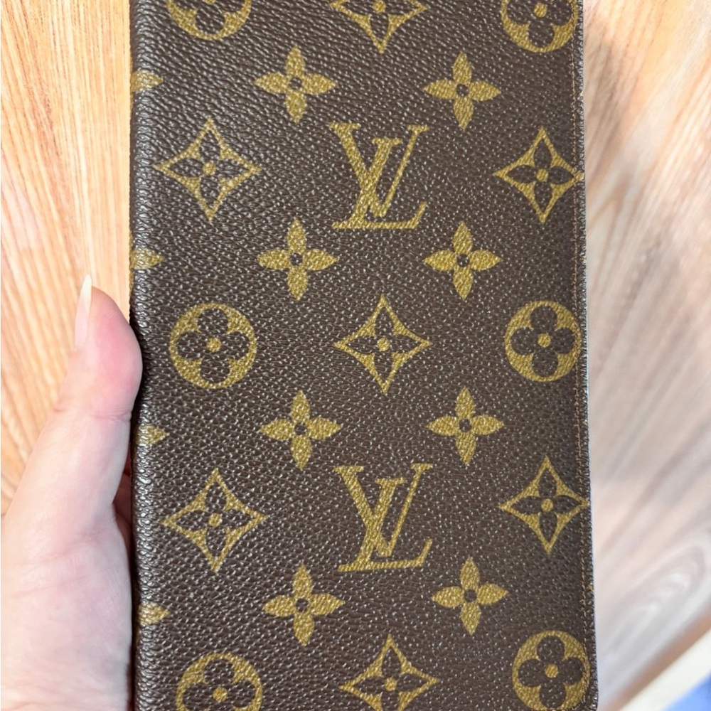 Louis Vuitton monogram wallet